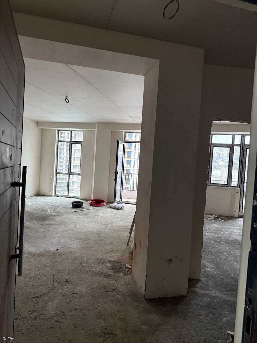 O.Lortkipanidze st. 2 - 3 rooms