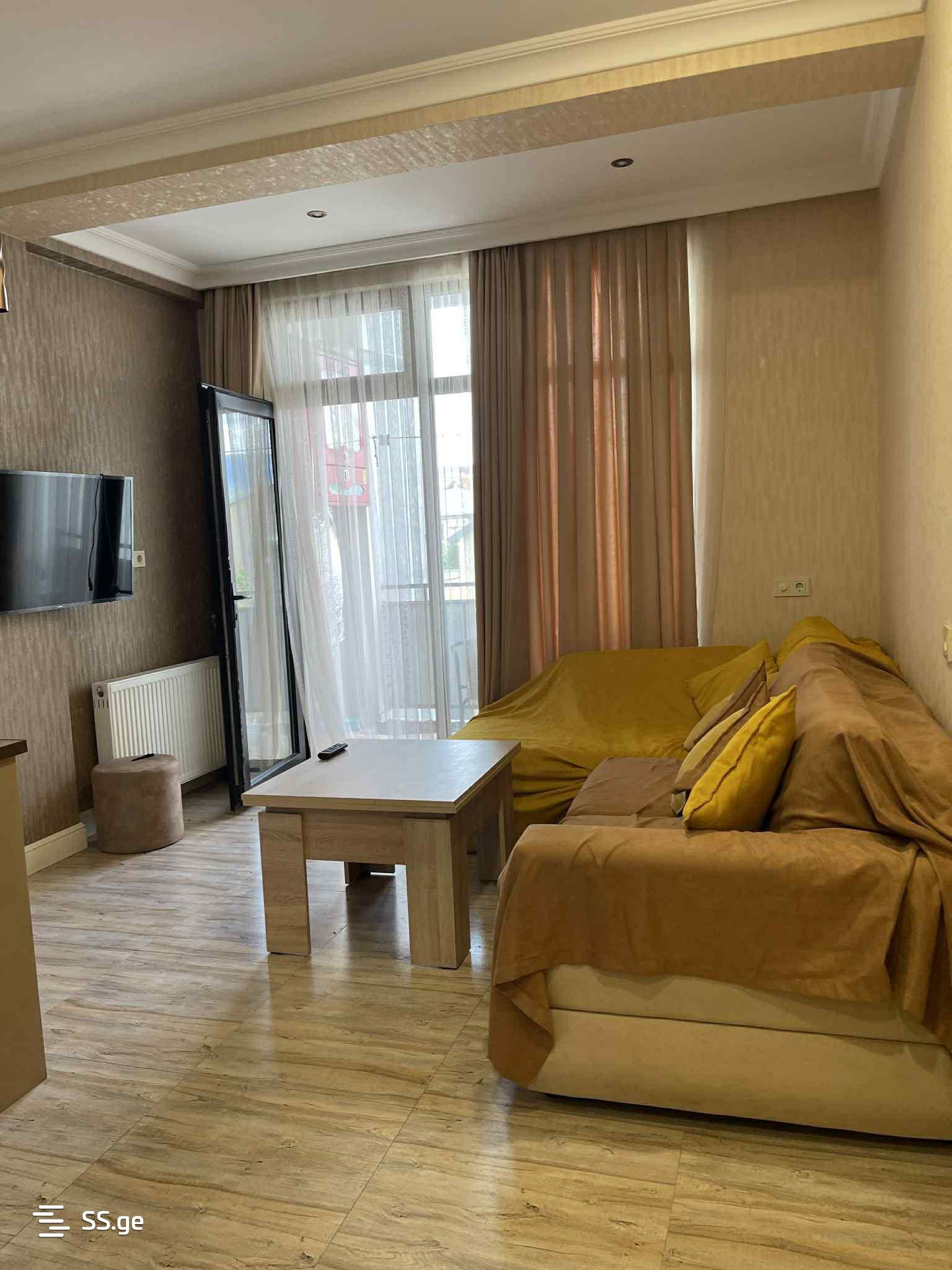 Квартира Khataeti st.