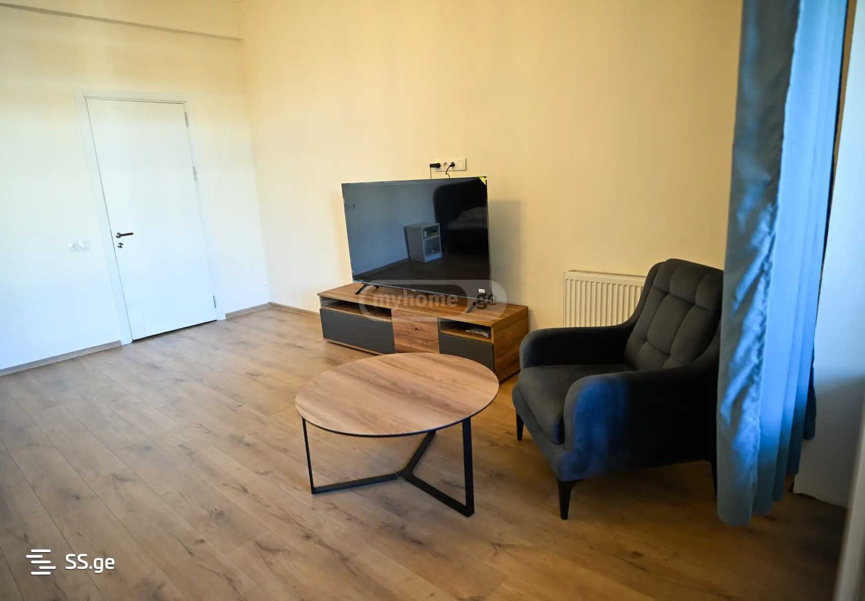 agmashenebeli ave - 4 rooms