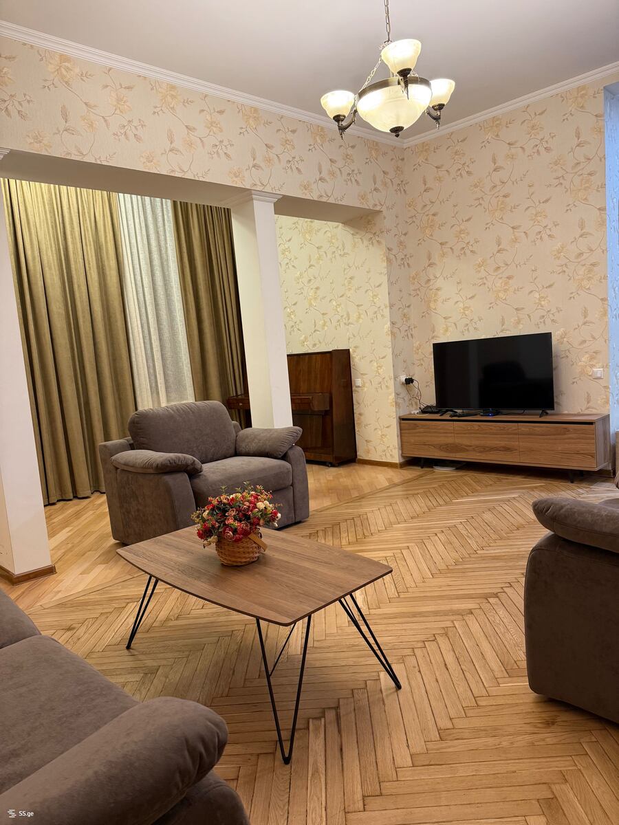 Квартира navtlugi st. 6