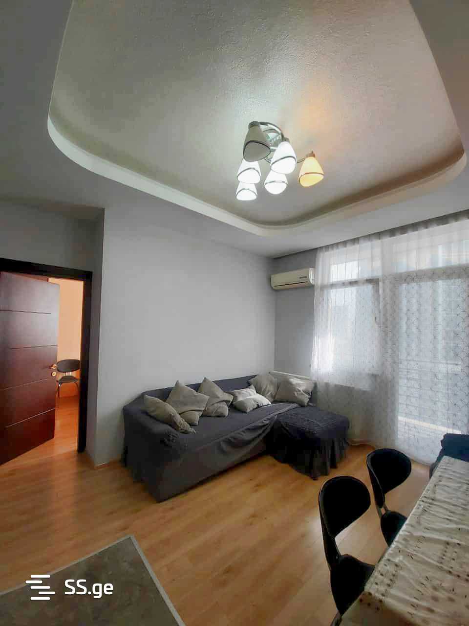 Firosman Street 18b - 2 rooms