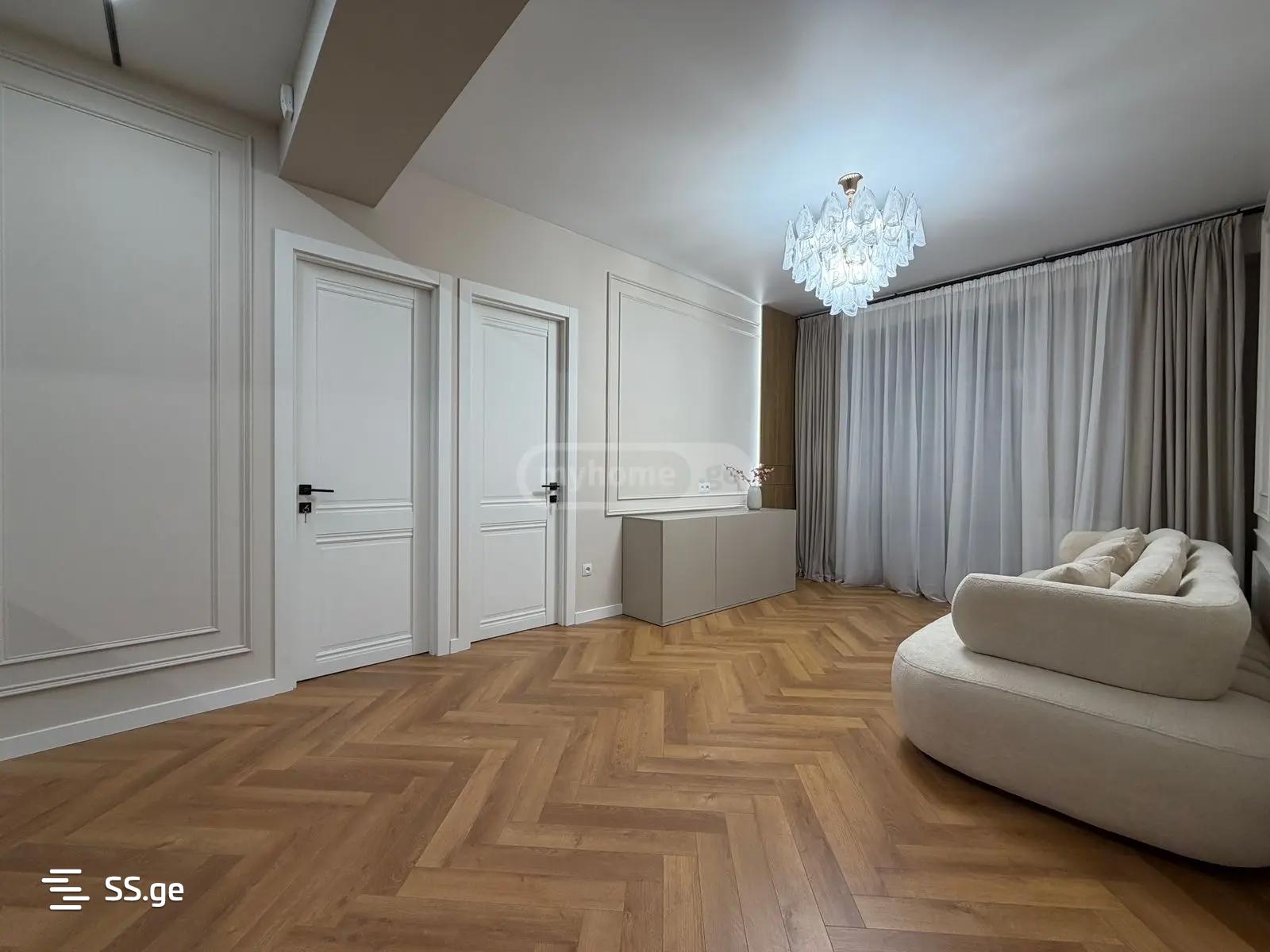 Abashidze-Orbeliani st. 2 - 3 rooms