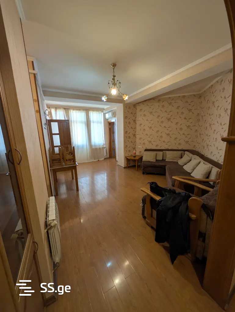 panaskerteli st. - 3 rooms