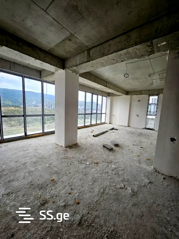 sairme st. - 5 rooms