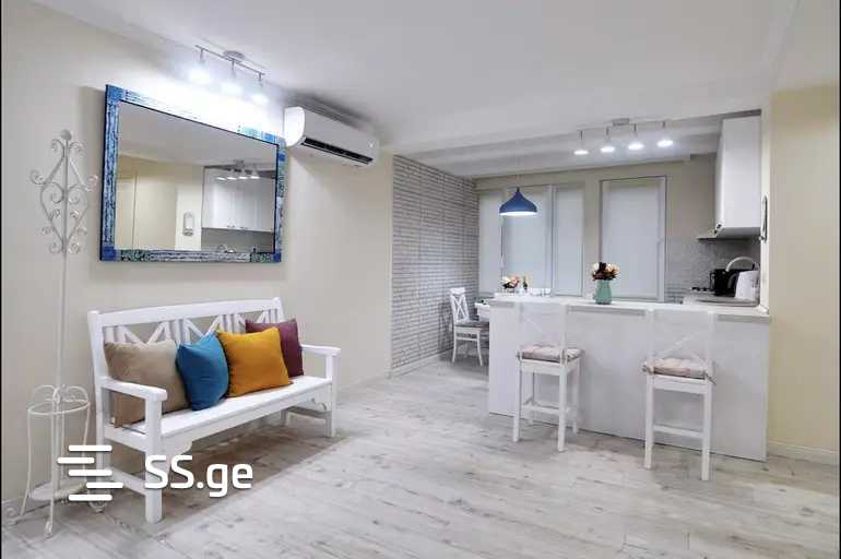 agmashenebeli ave - 5 rooms