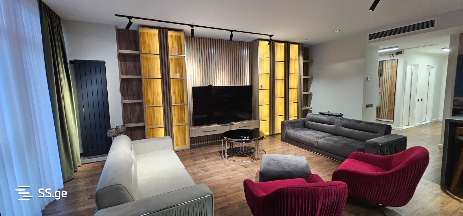 Lech and Maria Kaczynski street 5 - 3 rooms