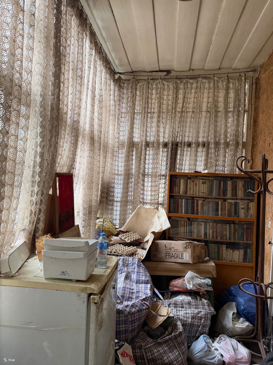 janashia st. - 2 rooms