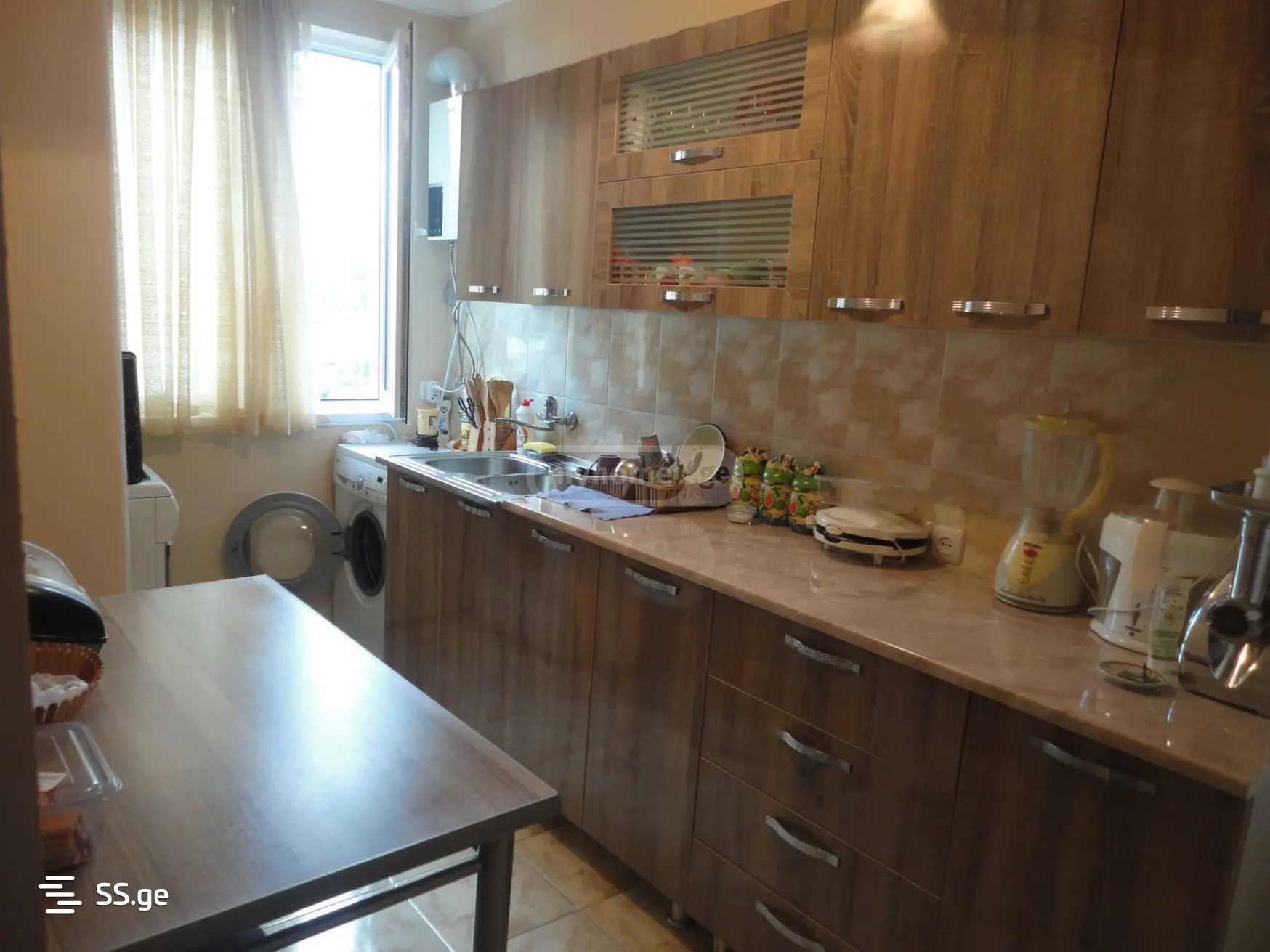 agmashenebeli alley 13 - 4 rooms