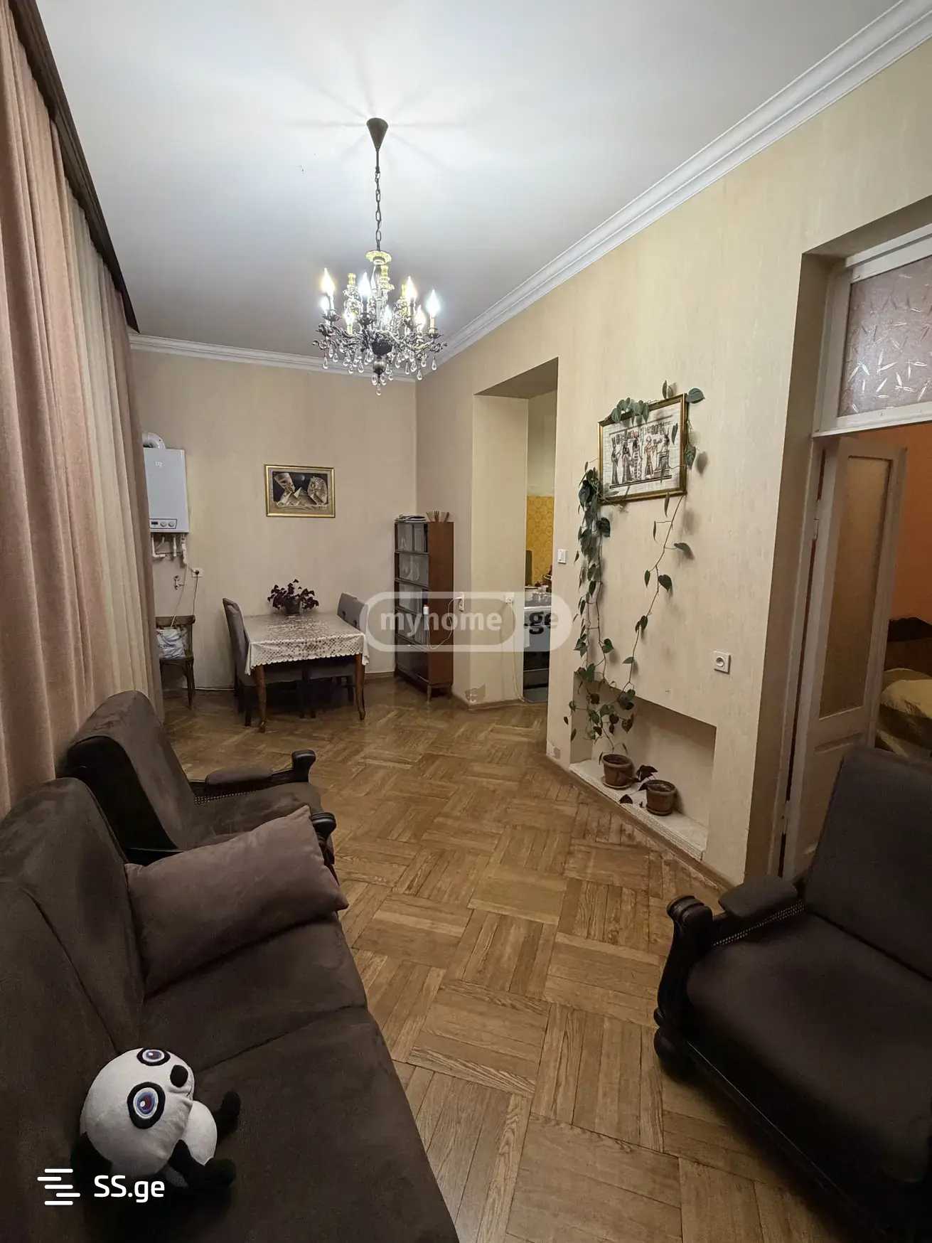 Ts. Dadiani st. (nadzaladevi) - 4 rooms