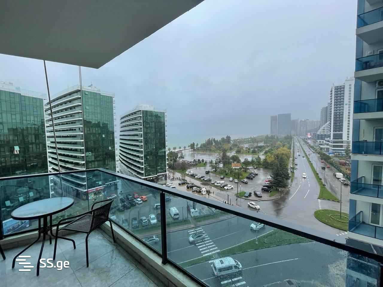 Boni-Gorodok District - 3 rooms