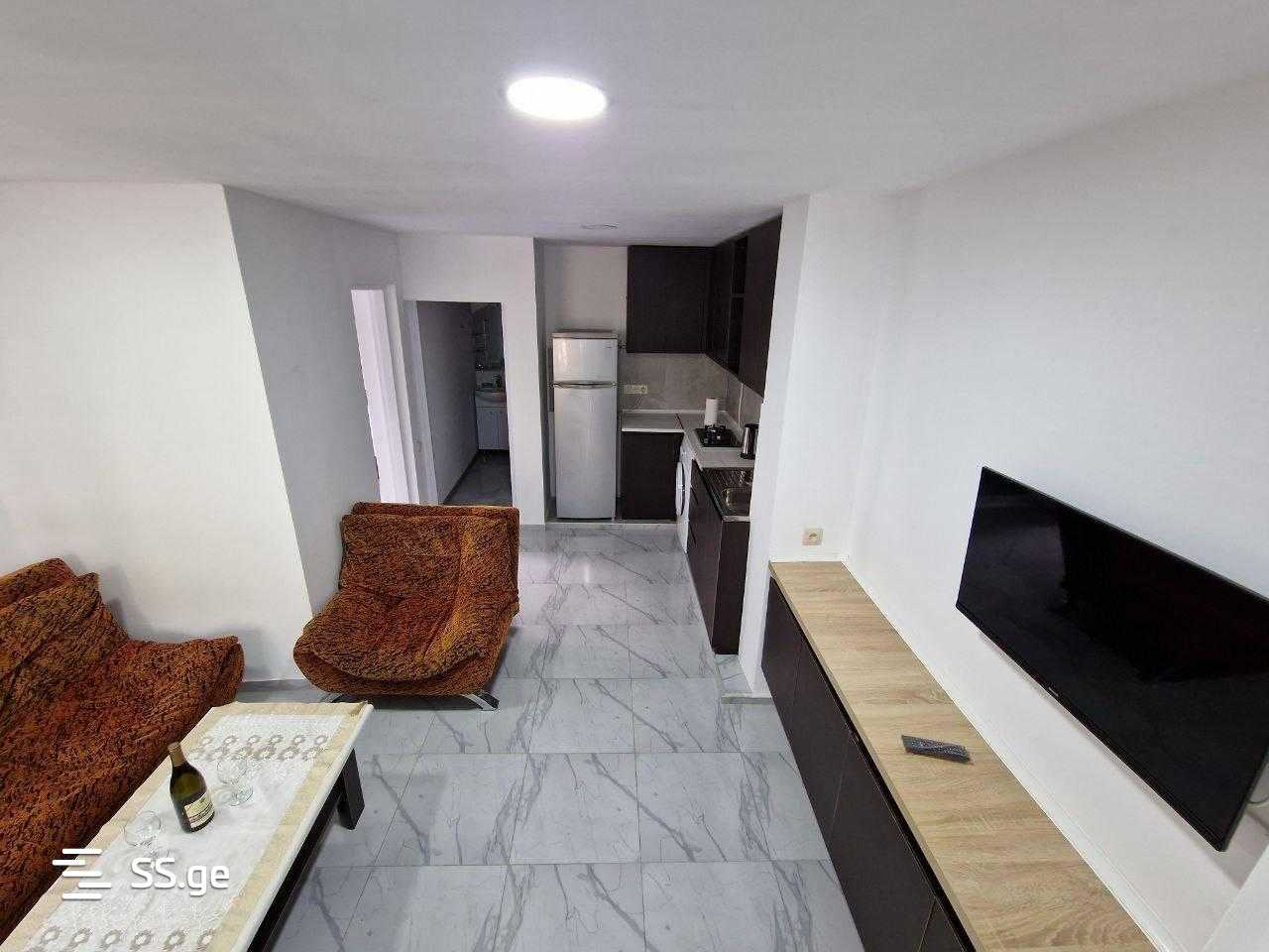 Квартира Beri Gabriel Salosi Ave. 7