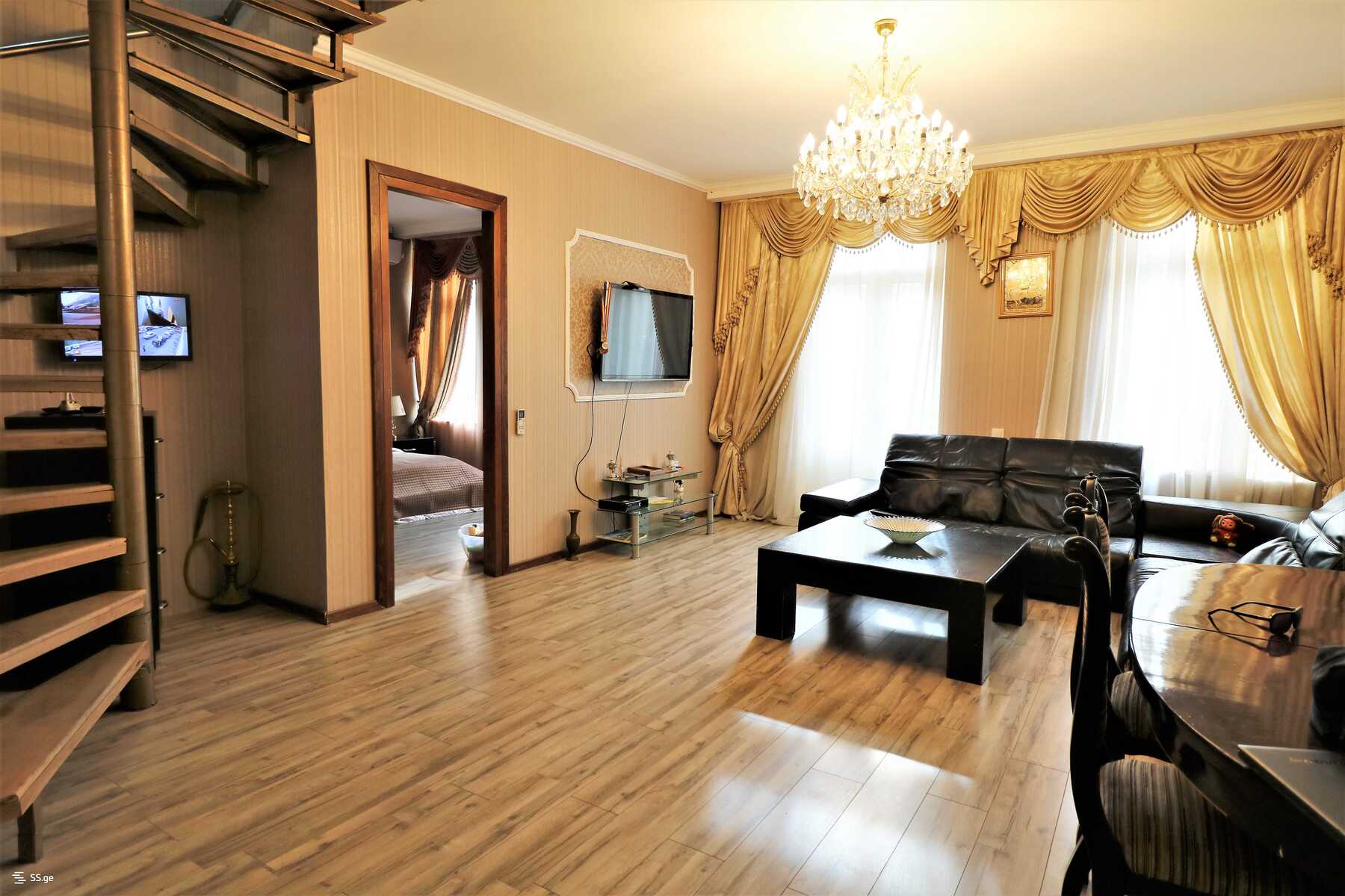 sh. Dadiani st. 32 - 5 rooms