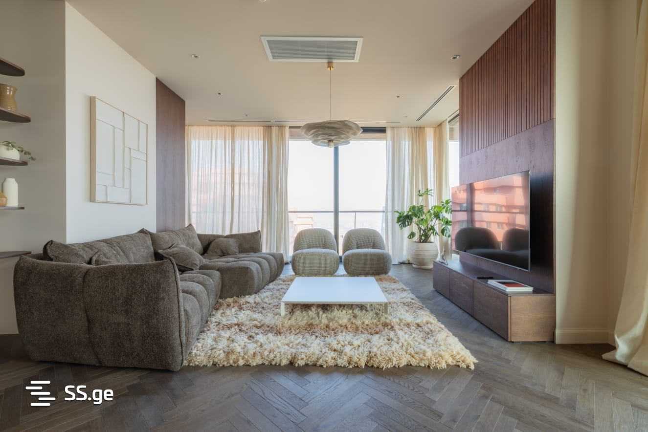 Lisi st. - 6 rooms