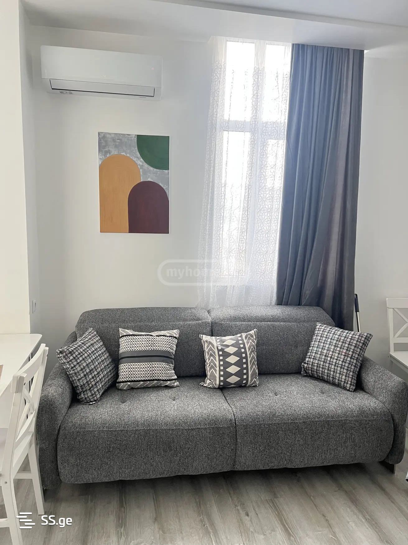 Airport road - 1 rooms