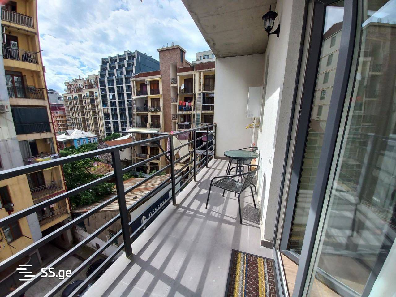 Old Batumi District - 2 rooms