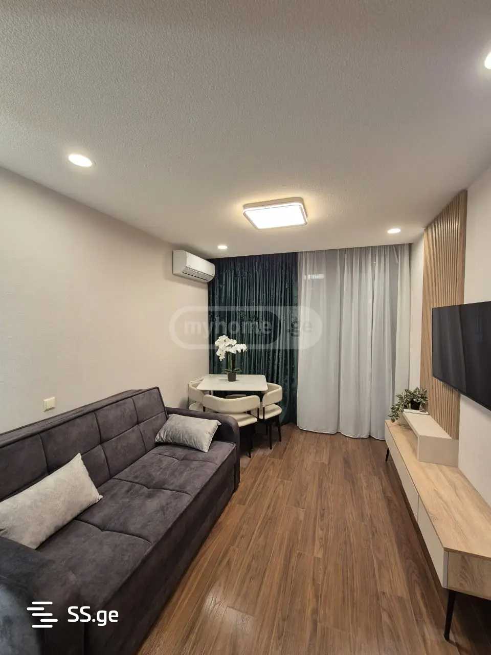 Airport District - 2 rooms