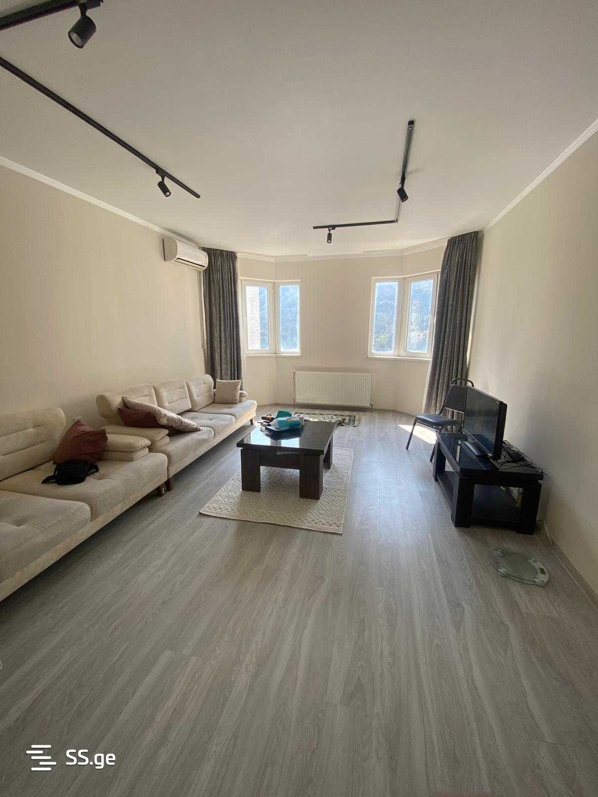 Sh. Nadirashvili st. - 3 rooms