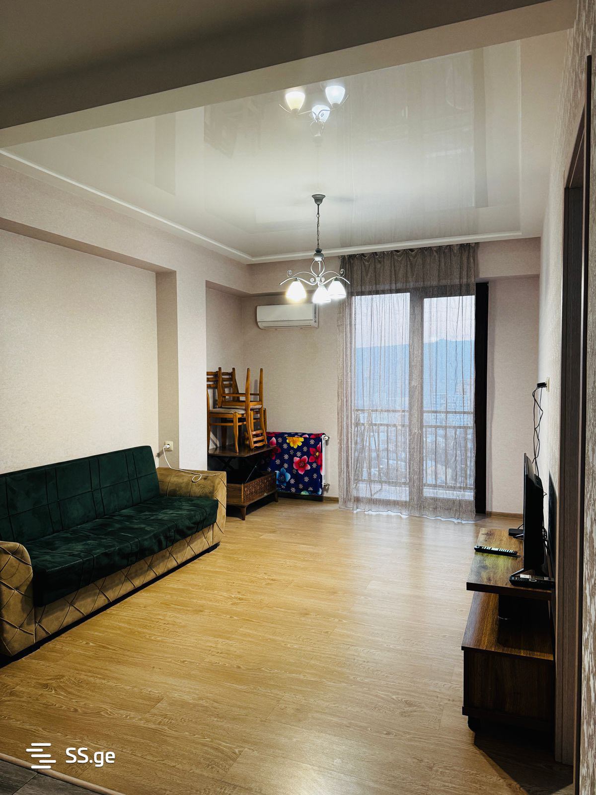 Kvachantiradze st. 5 - 3 rooms