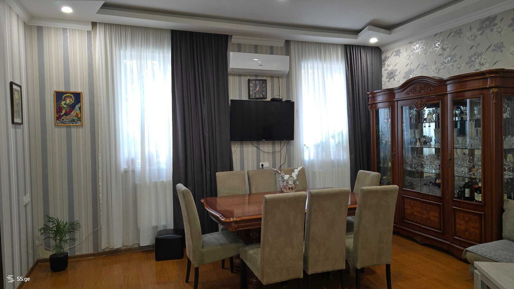 abzianidze st. - 6 rooms
