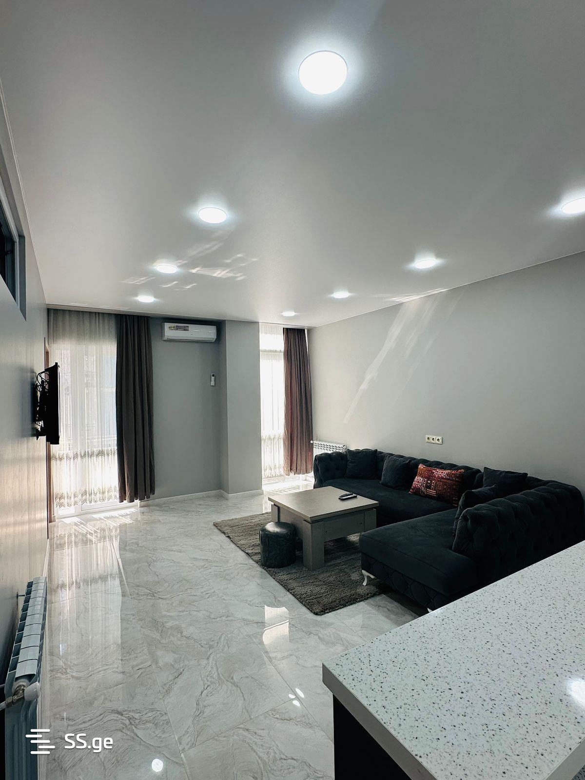 Agmashenebeli District - 3 rooms