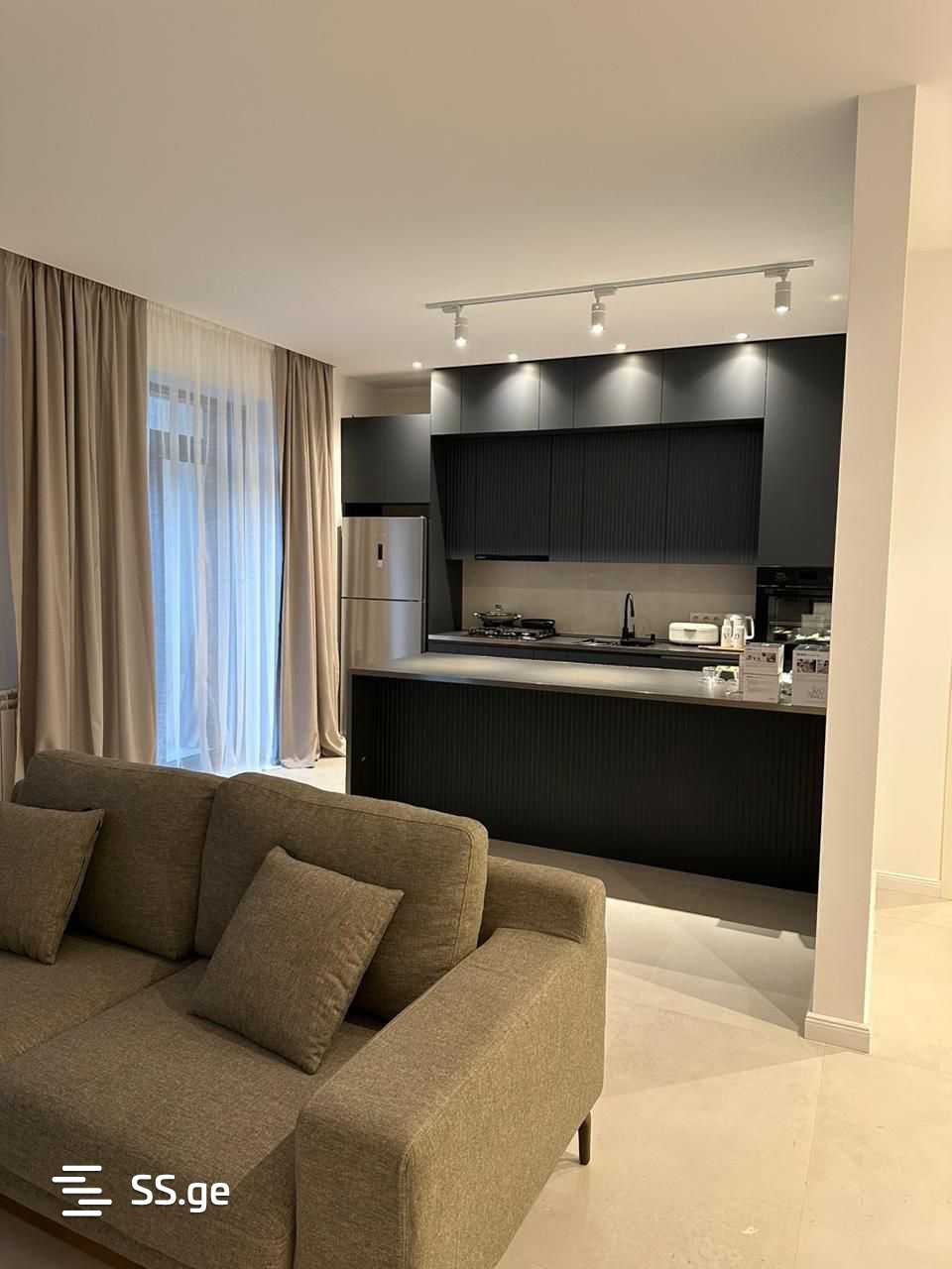 barnovi st. 76 - 3 rooms