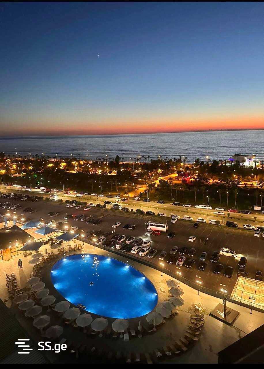 Lech and Maria Kaczynski street 1 - 2 rooms