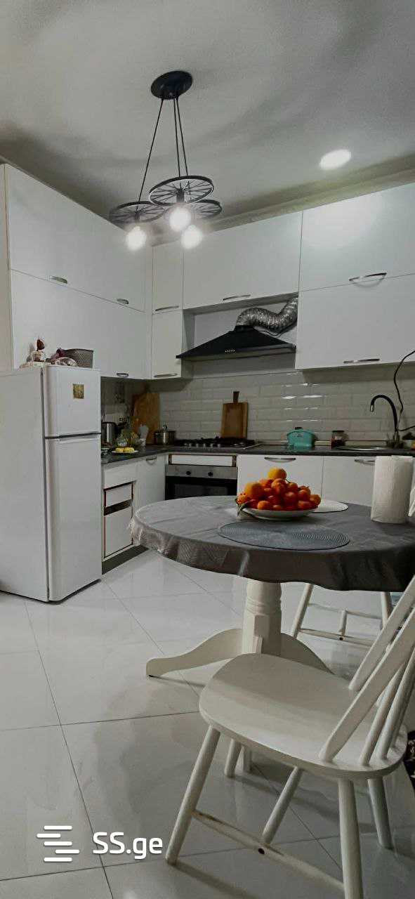 Sh. Inasaridze St. 8 - 3 rooms