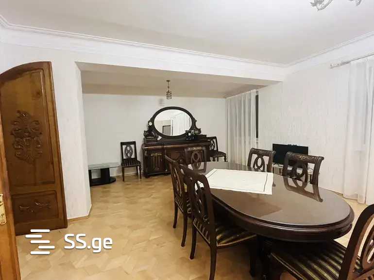 a.razmadze st. - 4 rooms