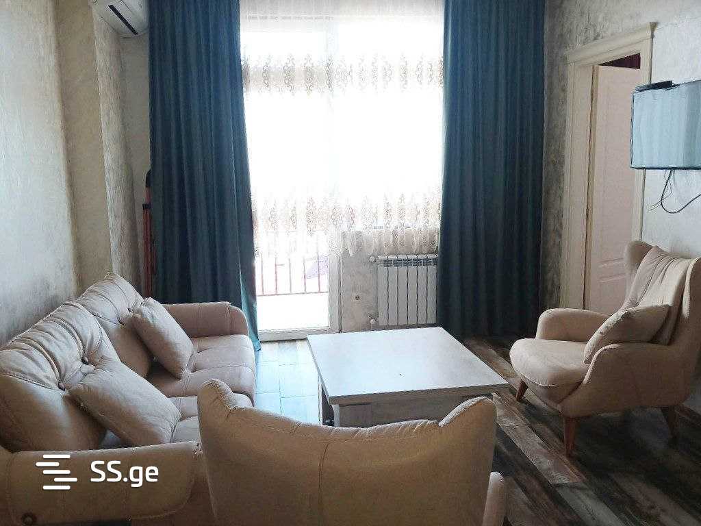 Sh. Inasaridze St. 10 - 3 rooms