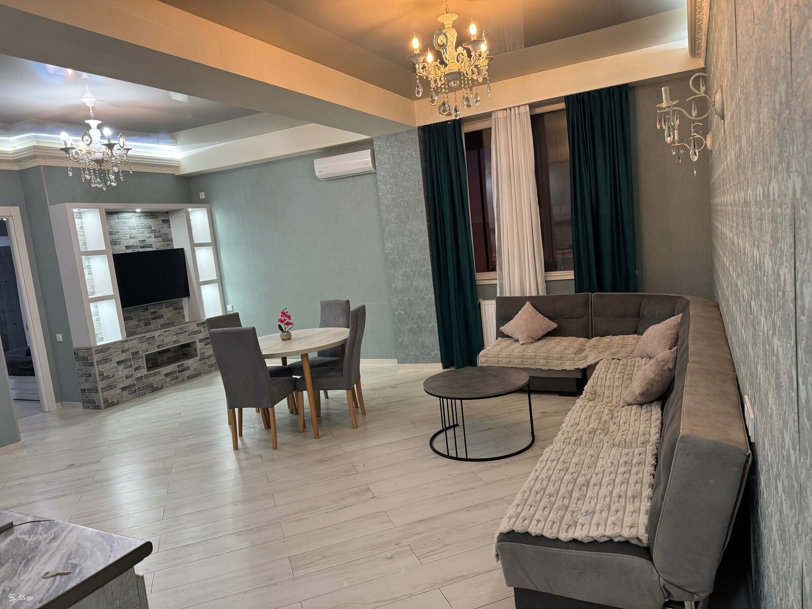 chargali st. 79 - 3 rooms