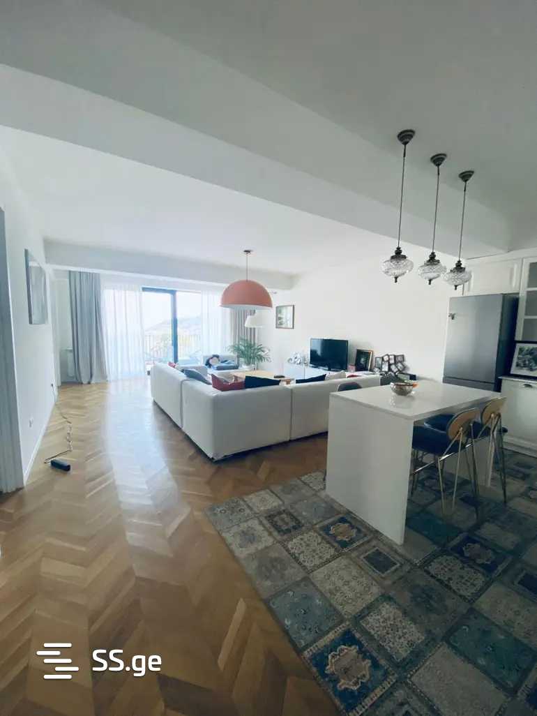 shindisi st. - 3 rooms