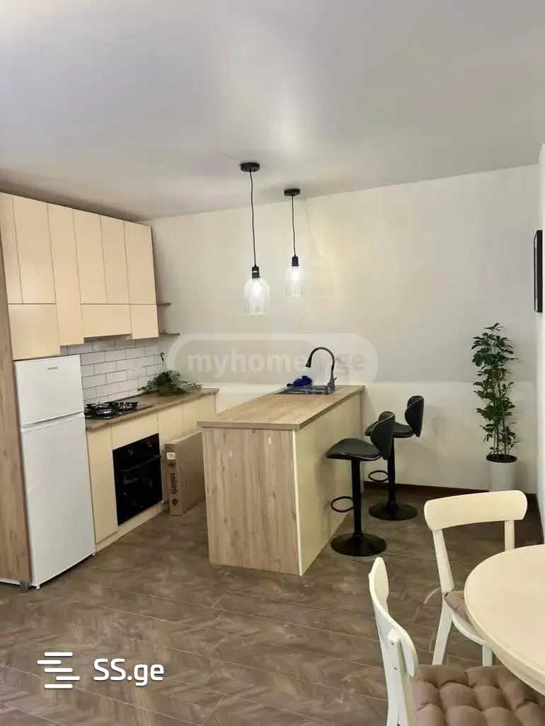 pekini st. 8 - 2 rooms