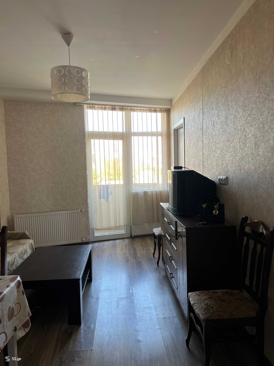 Niko Buri st. - 3 rooms