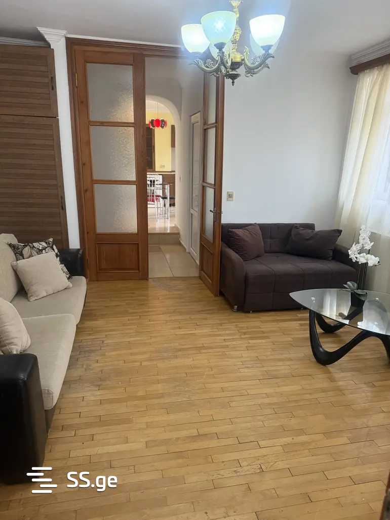 Квартира t. tabidze st.