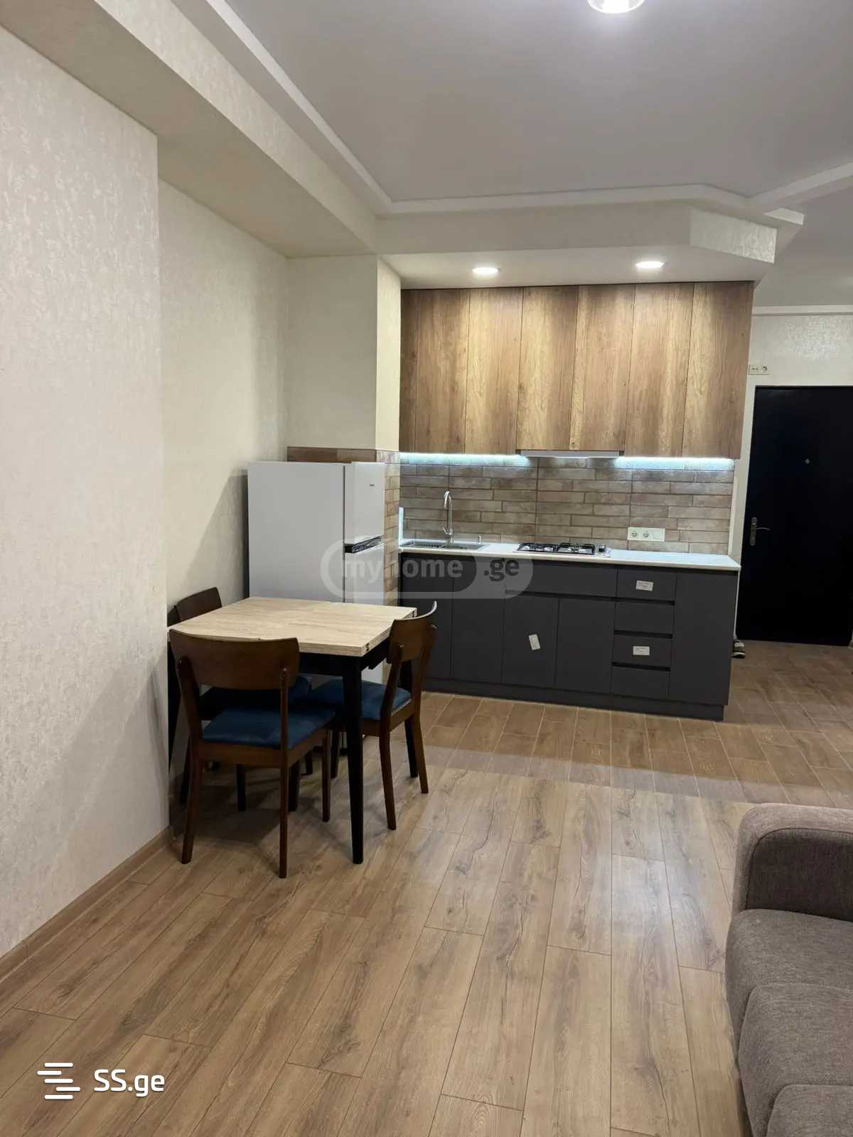 Квартира a.wereTlis avenue 96