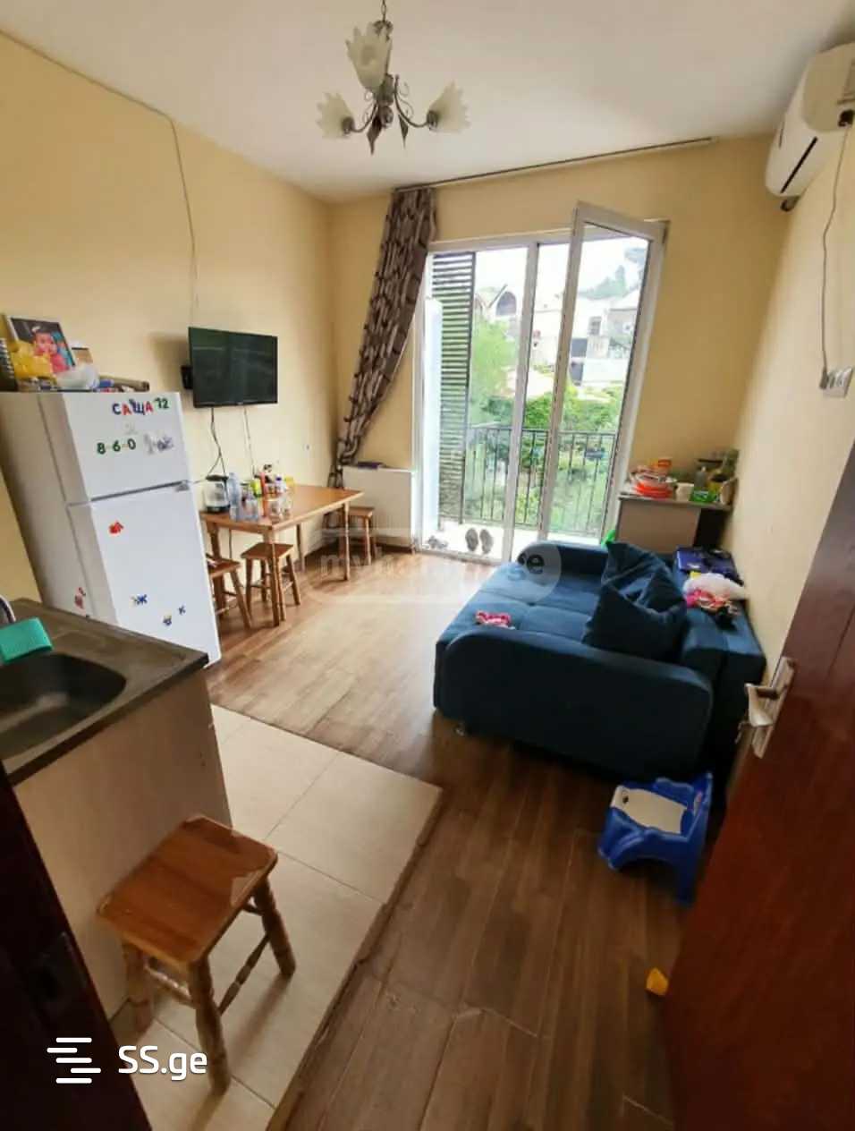 Квартира Ts. Dadiani st. (nadzaladevi)