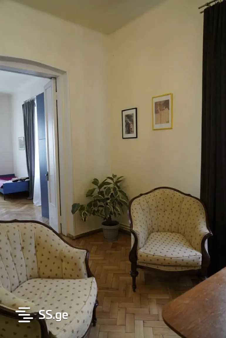 a.razmadze st. - 3 rooms