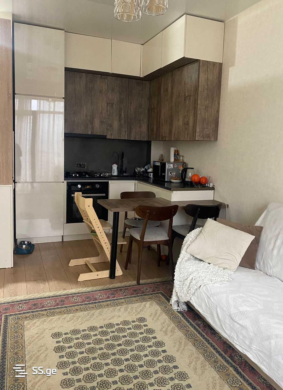 Khergiani st. 5 - 2 rooms