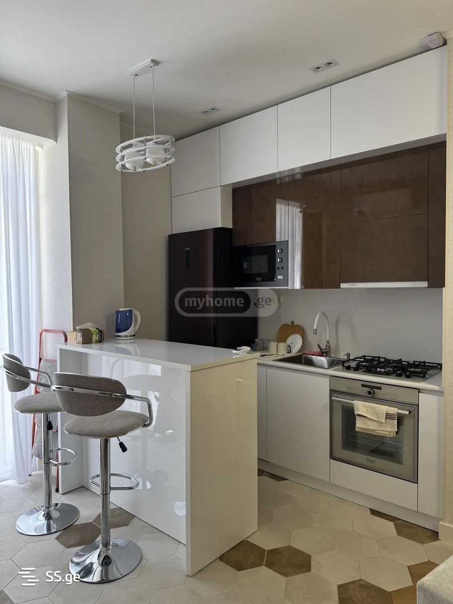 Vepkhistkaosnis st. 48 - 3 rooms