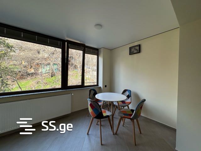 s. cincadze st 77 - 3 rooms