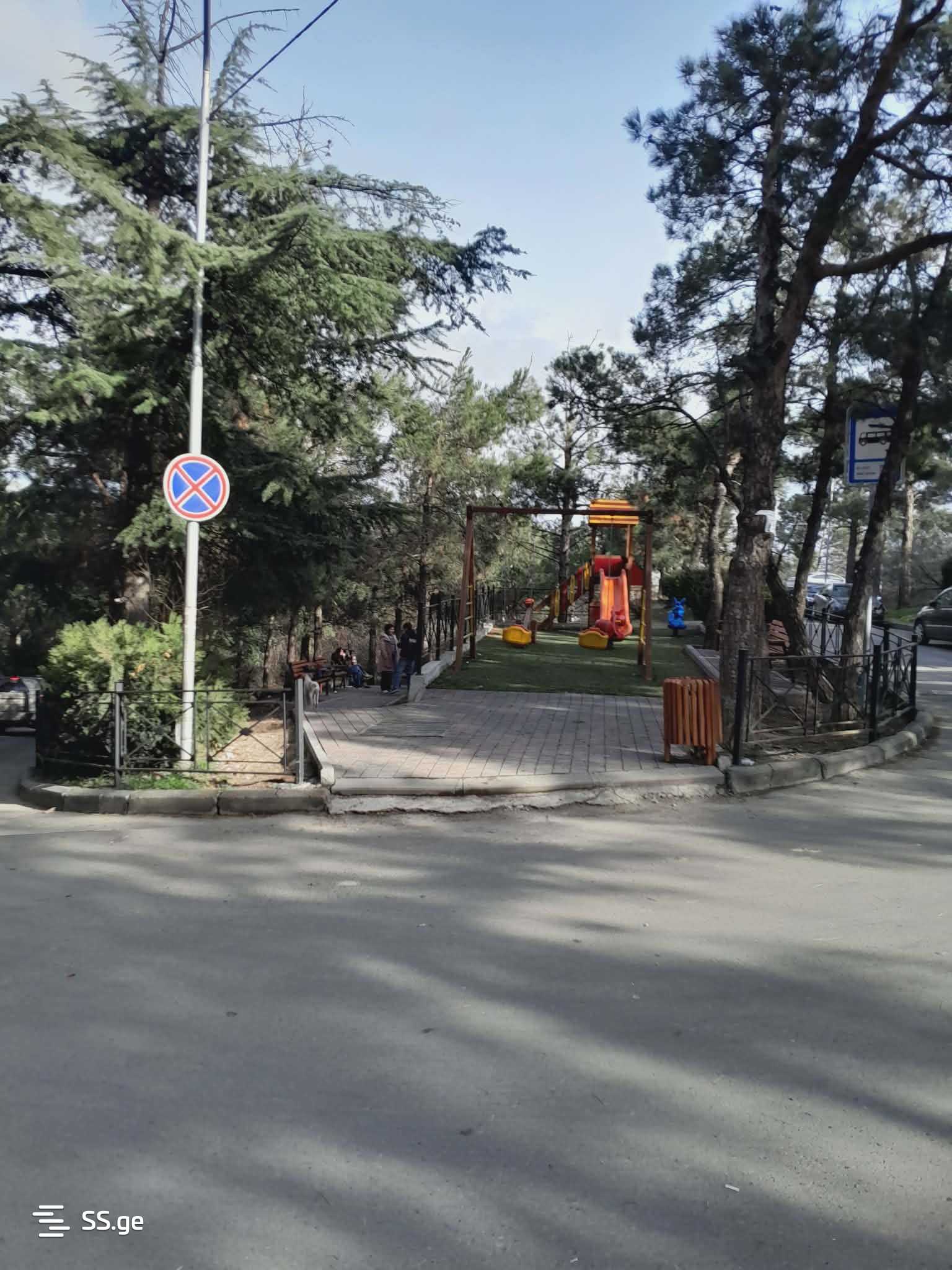 tskneti hwy 75 - 3 rooms