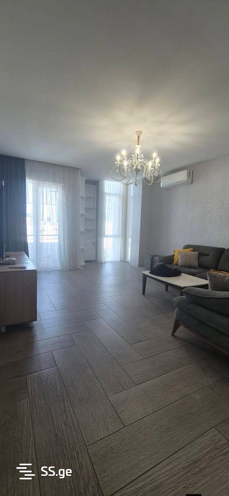 Agmashenebeli District - 3 rooms