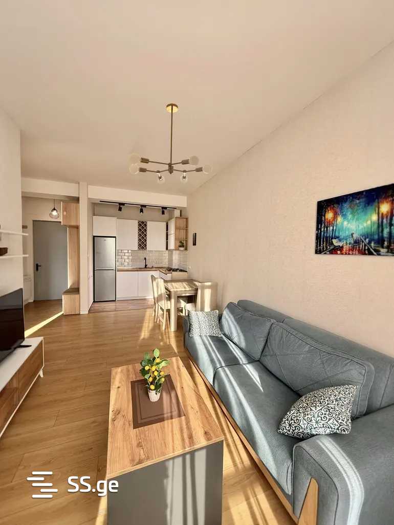 navtlugi st. 10 - 2 rooms