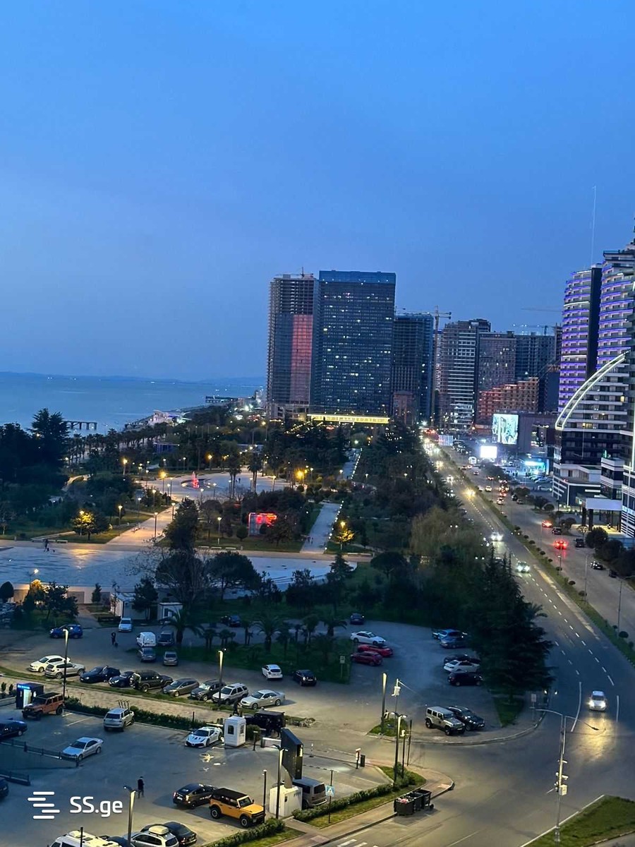 Lech and Maria Kaczynski street 16 - 2 rooms