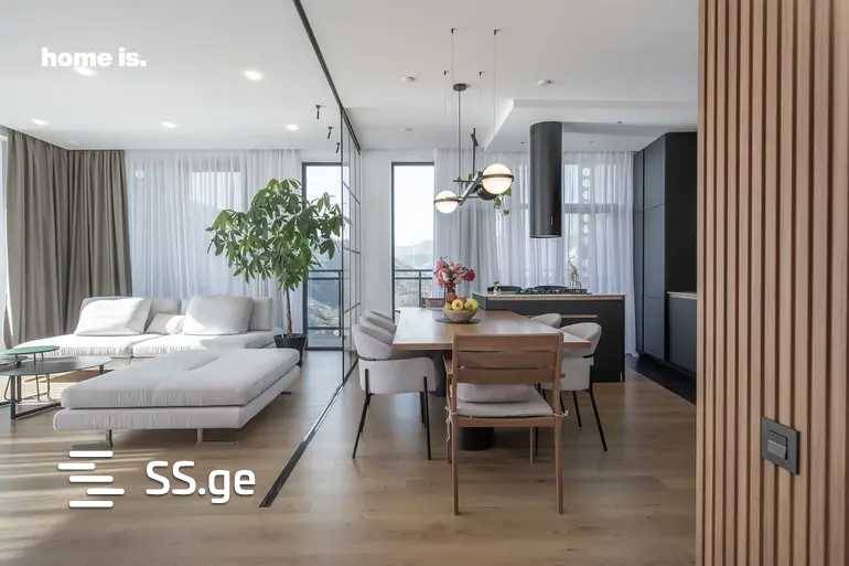 universiteti st. 26 - 6 rooms