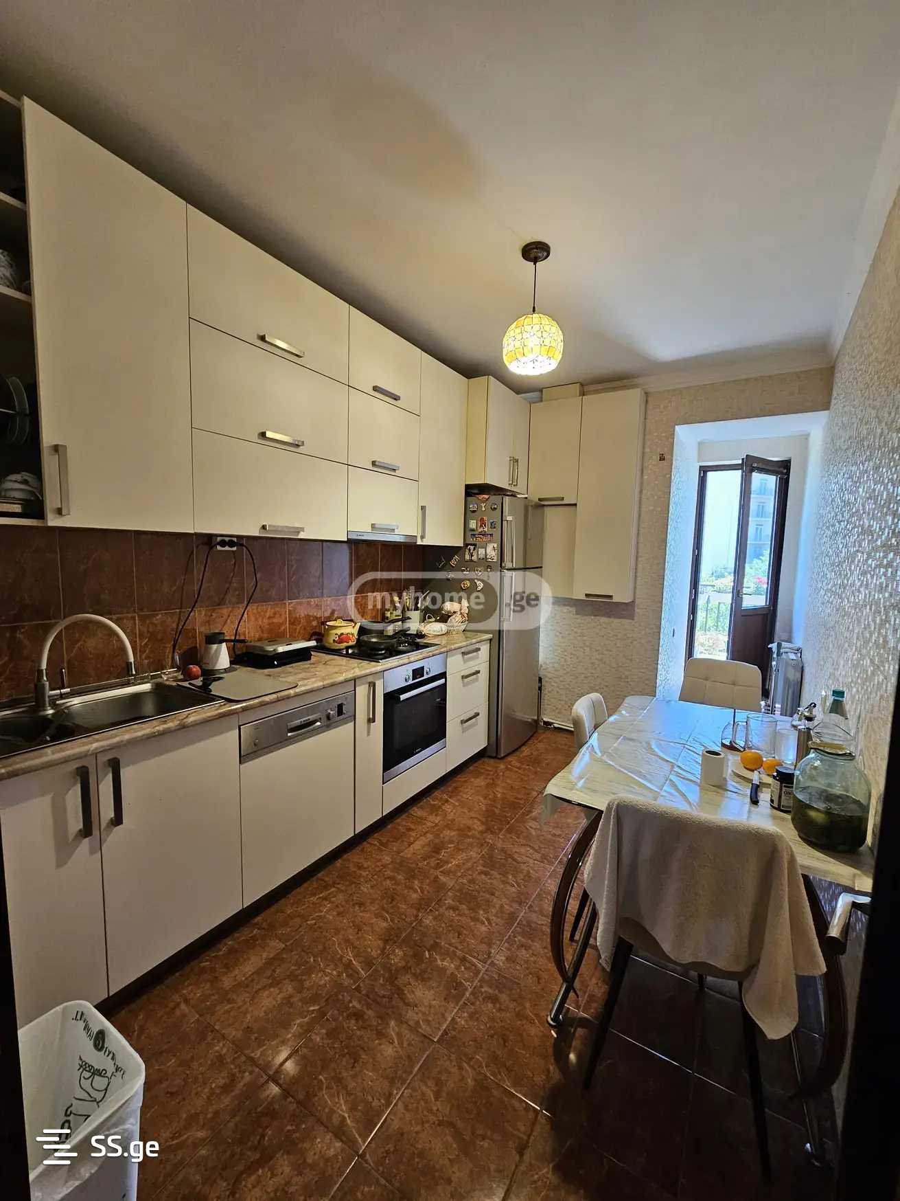 giorgi brtskinvale st. - 6 rooms
