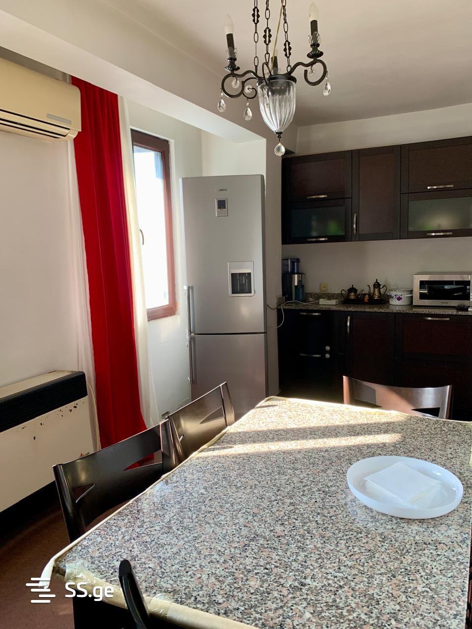 Old Batumi District - 3 rooms