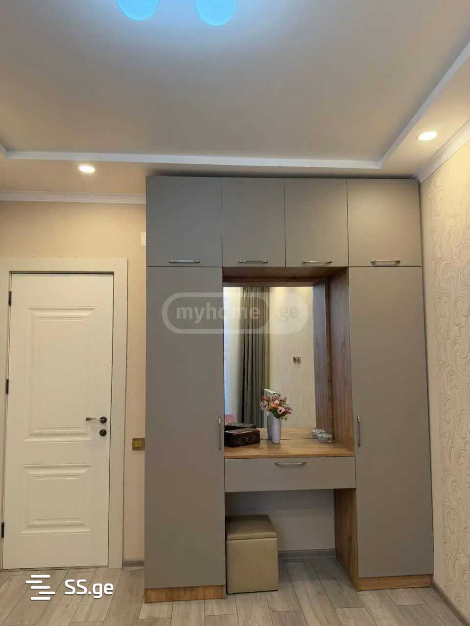 Квартира D.Kifiani st. 10