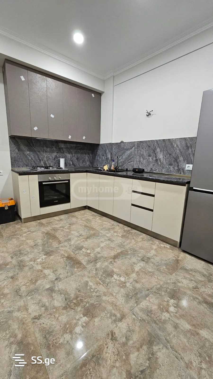 Kosmonavtebi coast - 2 rooms