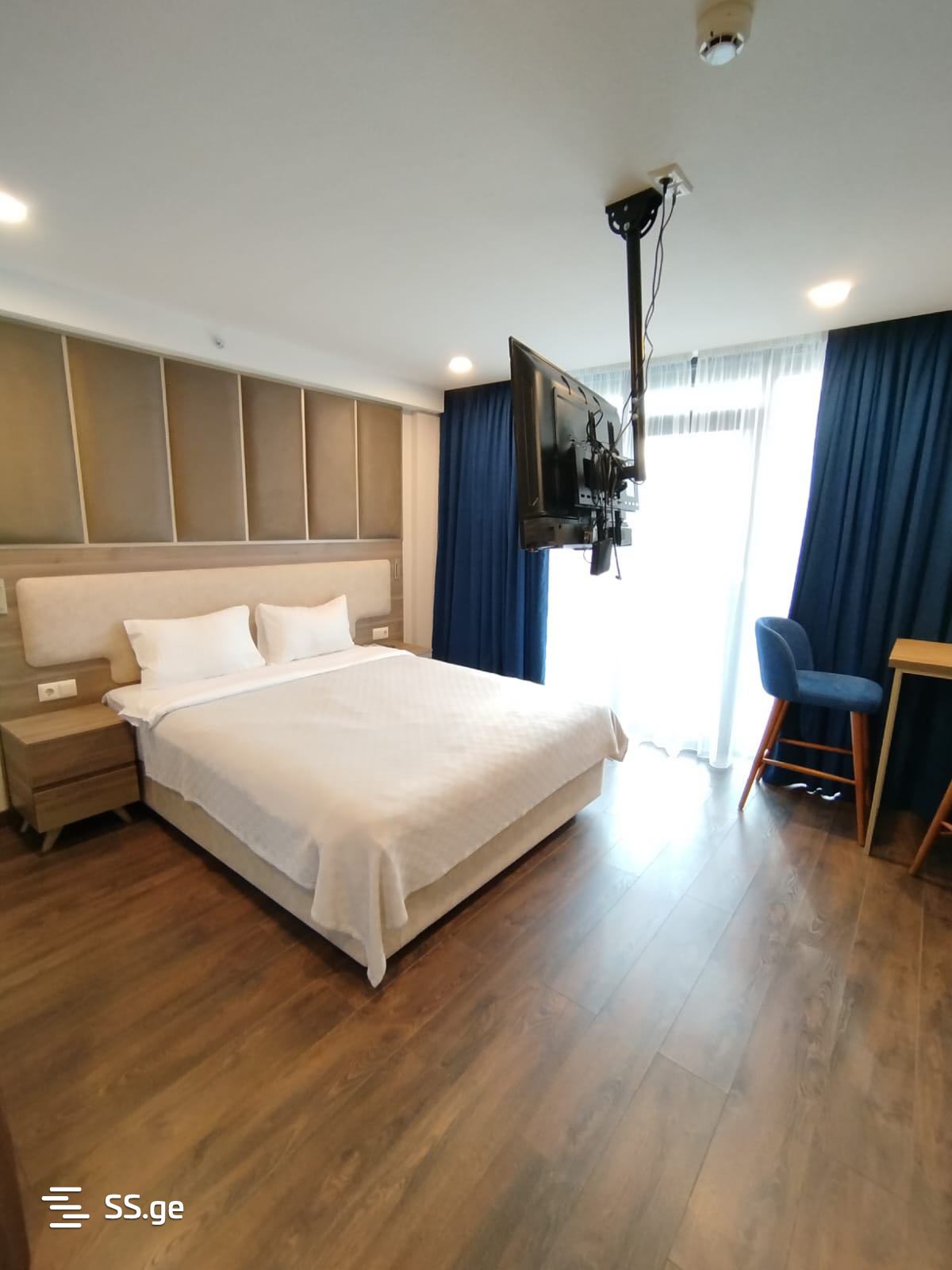 R. Nizharadze st. 18 - 1 rooms